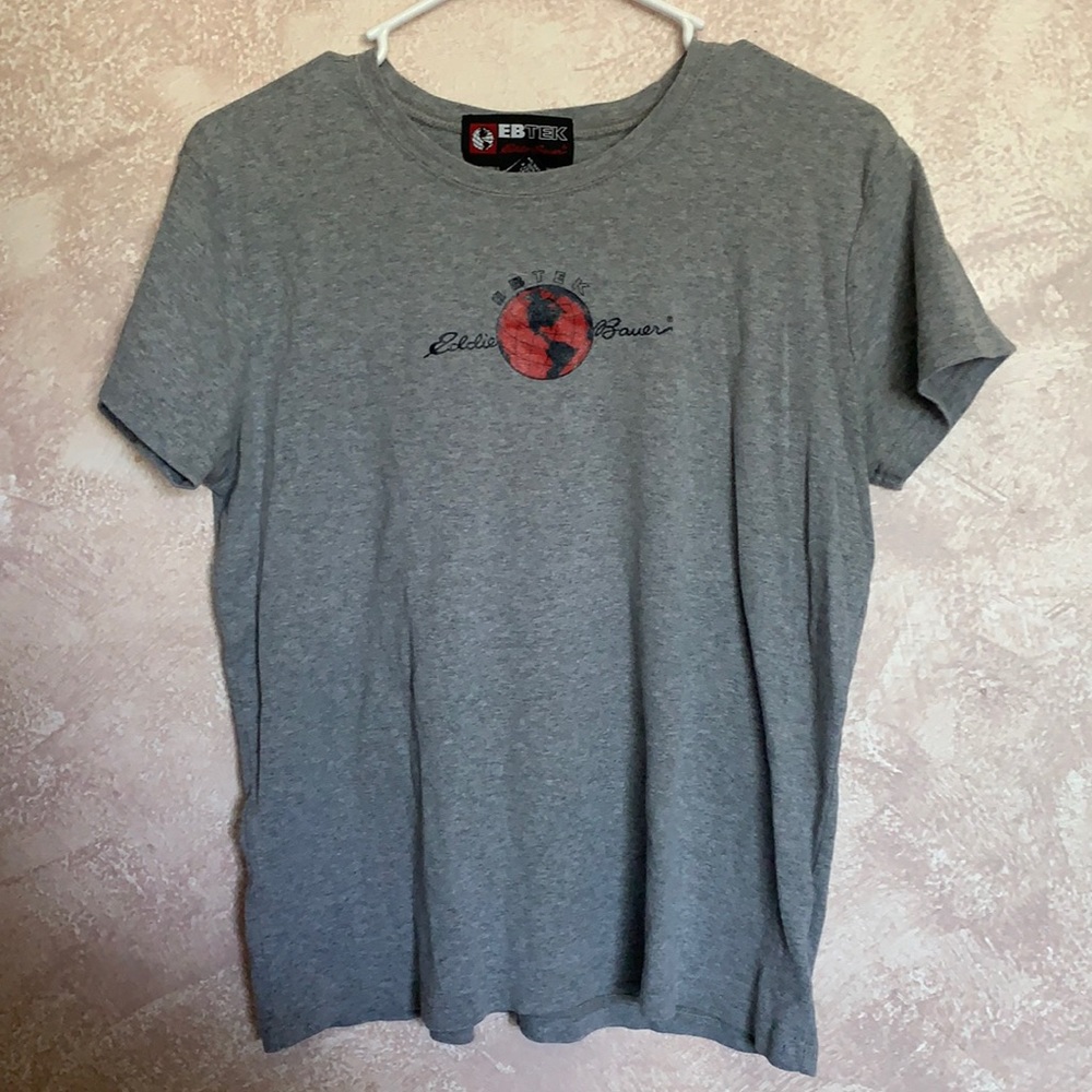 Gray medium women’s t-shirt